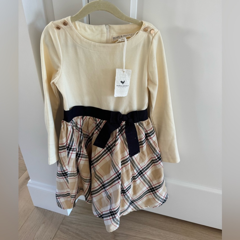 Elegant Kids Dress with Plaid Skirt - Picture 2 of 4